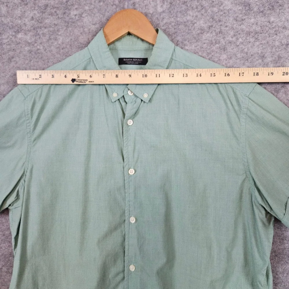 Banana Republic Men's Shirt Size L Green Nailhead Camden‎ Fit Lightweight STAIN